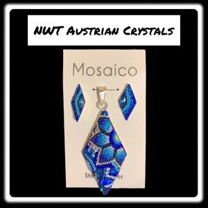 NWT Mosaico Austrian Crystal pendant necklace & earrings 💕💕 new line! 💕💕